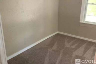 Main picture of 1602 E Glenwood Ave