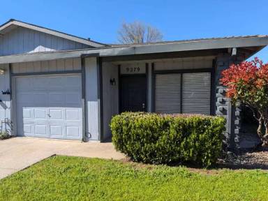 Main picture of 9279 Corinthian Cir