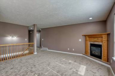 Main picture of 16807 N Mayfair Dr