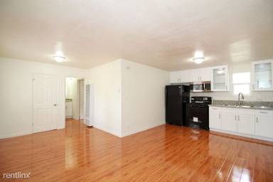 Main picture of 393 Adena St