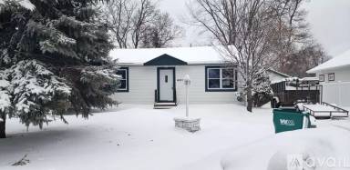 Main picture of 6521 James Ave S