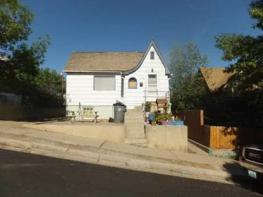 Main picture of 822 Rhode Island Ave
