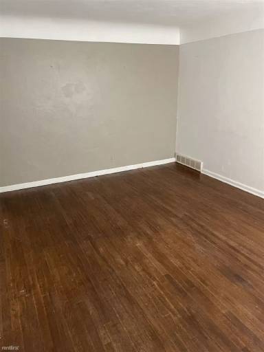 Main picture of 3828 Mann Hall Ave