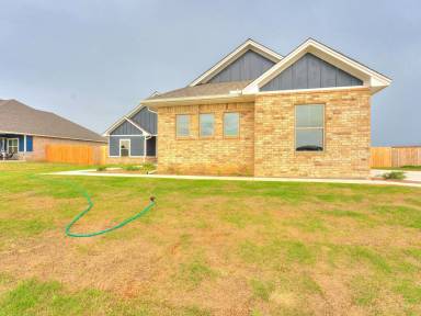 Main picture of 9617 Lake Gohar Dr