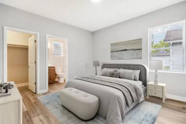 Main picture of 2752 Guilford Ave
