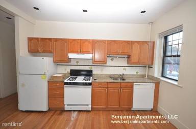 Main picture of 1412 Commonwealth Ave