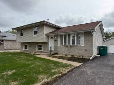 Main picture of 2505 Labrecque Dr