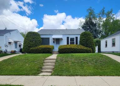 Main picture of 708 E Holt Ave