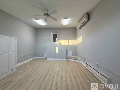 Main picture of 322 Main St