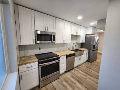 Main picture of 390 W Lake Ave NW