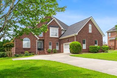Main picture of 125 Bragg Ct