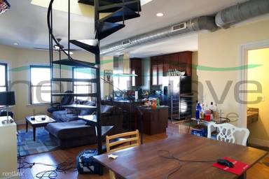 Main picture of 176 Hillside St