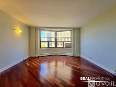 Main picture of Wellington Place Apartments