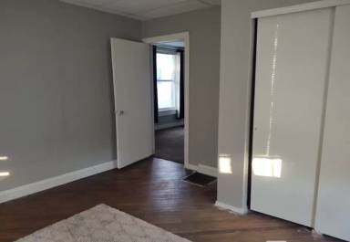 Main picture of 709 Riverside Ave