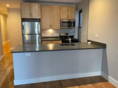 Main picture of 701 W 177th St