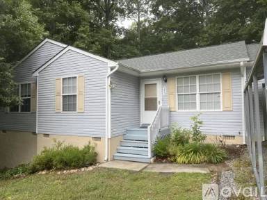 Main picture of 213 Louise Ln