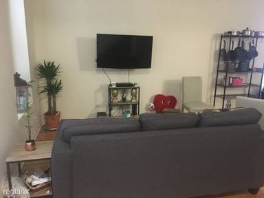 Main picture of 3118 N Clifton Ave