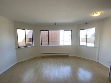 Main picture of 2550 Sloat Blvd