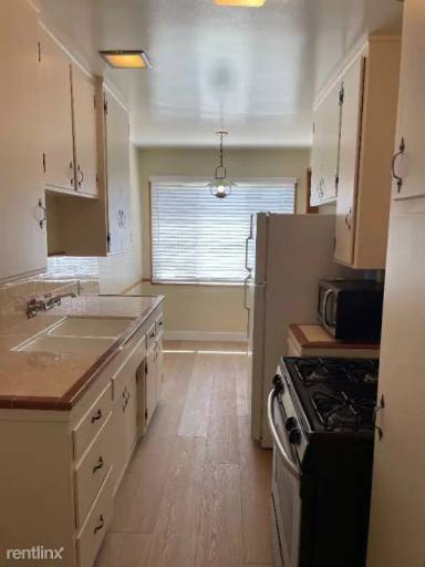 Main picture of 14907 Camarillo St
