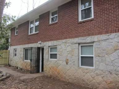 Main picture of 2059 Honeysuckle Ln SW