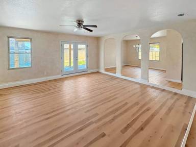 Main picture of 3521 Camino Real