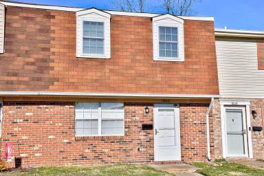 Main picture of 1863 Olde Buckingham Rd