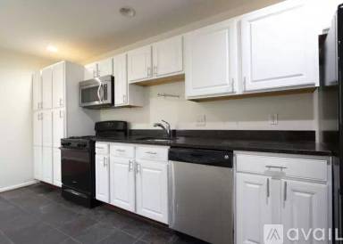 Main picture of 1715 Gough St