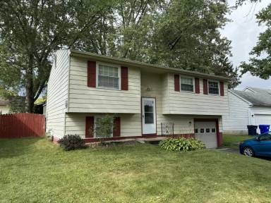 Main picture of 712 Indiana Ave