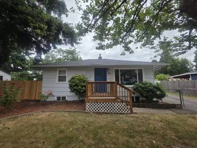 Main picture of 166 Draper St NE