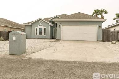 Main picture of 15845 Grenadine Dr