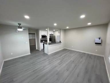 Main picture of 4368 Wilson Ave