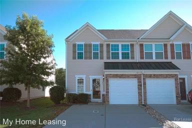 Main picture of 7451 Red Mulberry Way