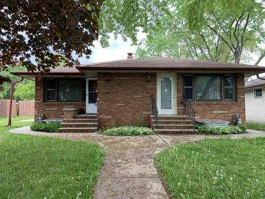 Main picture of 4533 Beard Ave N