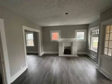 Main picture of 1473 Ford Ave