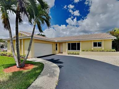 Main picture of 2504 NW 98th Ln