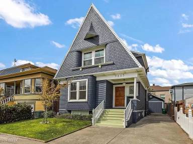 Main picture of 1225 Walnut St