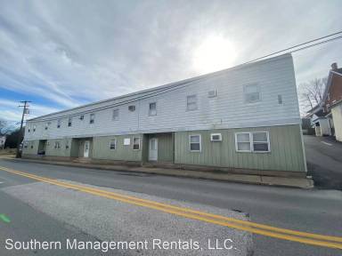 Main picture of 147 W Main St