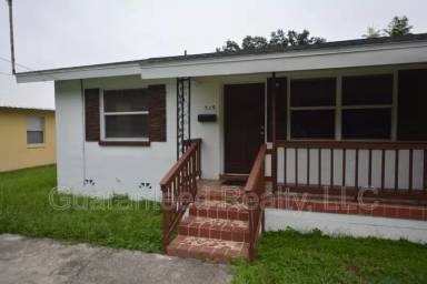Main picture of 515 Ariana St