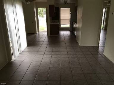 Main picture of 2500 Cypress Dr