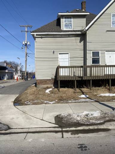 Main picture of 208 W Markland Ave