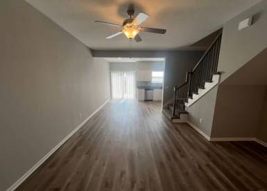Main picture of 8062 SW 4th St