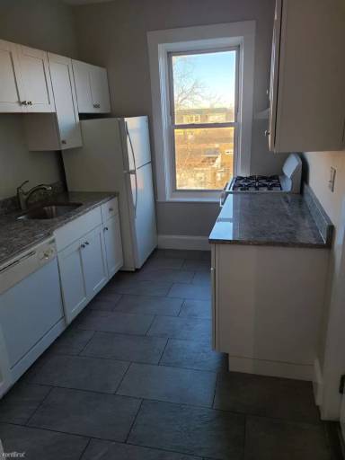 Main picture of 12 Farrington Ave