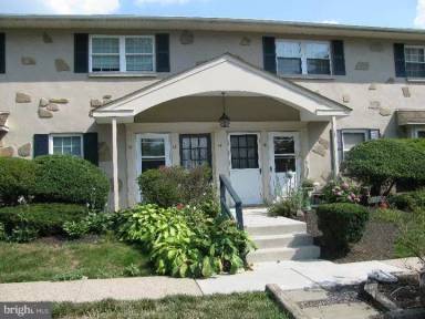Main picture of 14 Wexford Dr