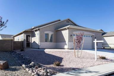 Main picture of 6157 E Livingston Loop