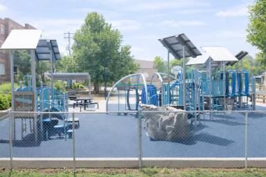 Main picture of Sapphire Place Apartments