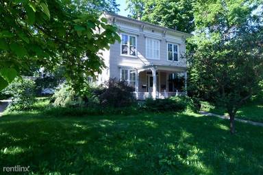 Main picture of 1103 W Huron St