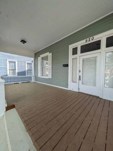 Main picture of 920 Magnolia St