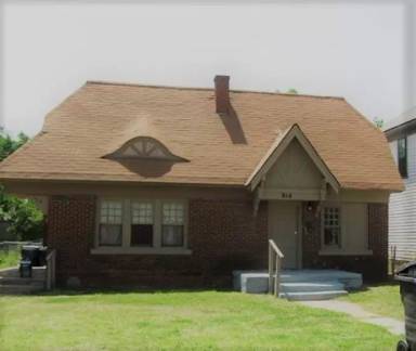 Main picture of 912 NW Eubanks St