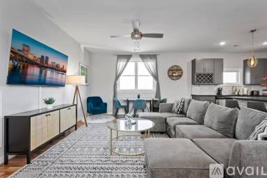 Main picture of 2511 Porter St