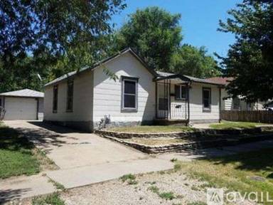 Main picture of 437 S College Ave